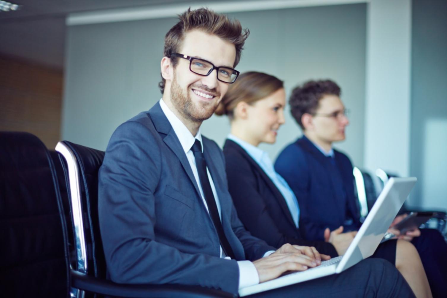 Ostwall in Grevenbroich – unsere Straße